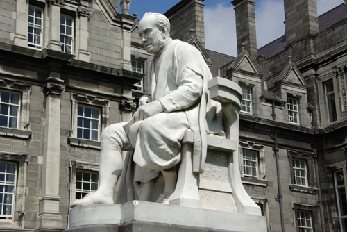 Statue-at-Trinity-College.jpg