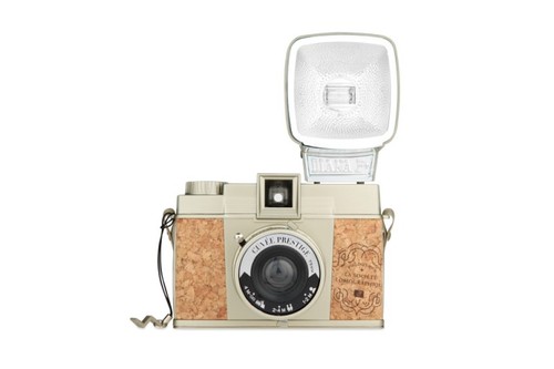 Vintage-Camera-001.jpg