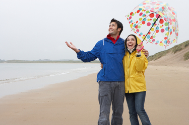 couple-beach-rainy-day-1.jpg