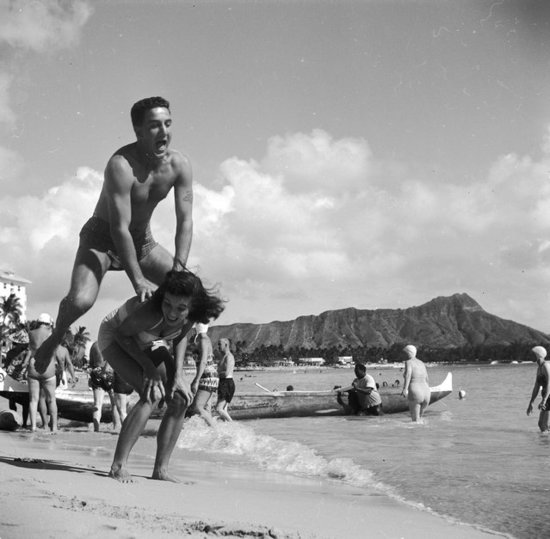 vintage_hawaii_honeymoon-1.jpg