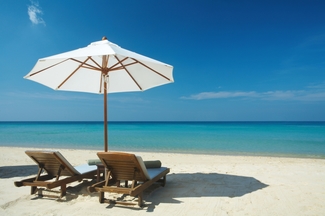 beach_chairs_honeymoon-1.jpg