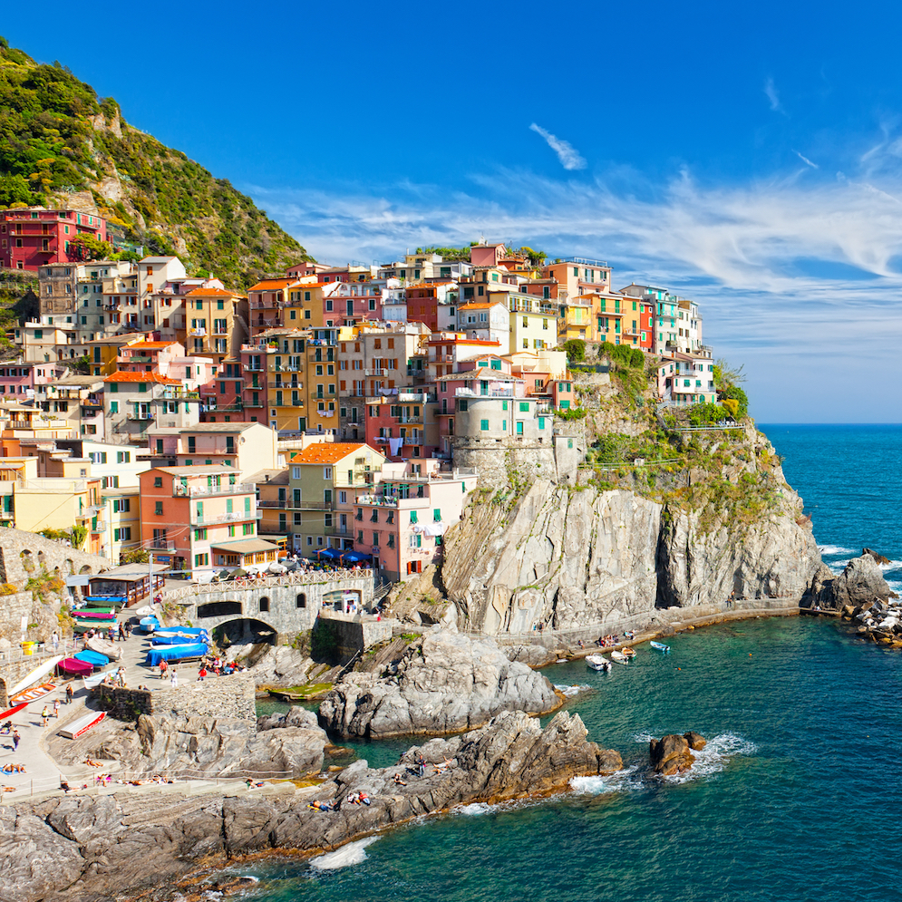 https://www.travelersjoy.com/blog/Italy_honeymoon_Cinque_Terre.jpg