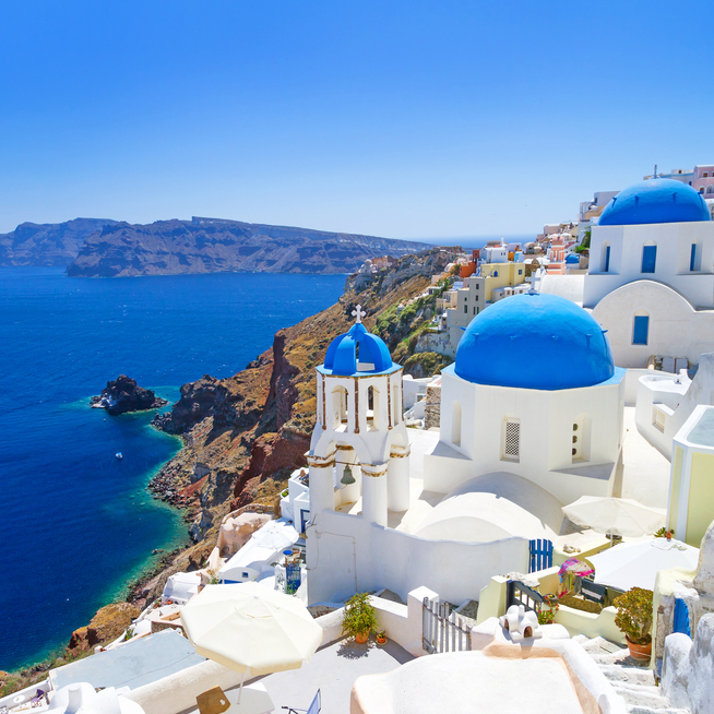 The Best Islands for a Honeymoon in Greece