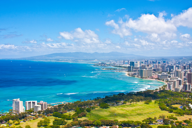 Oahu_skyline_Hawaii.jpg