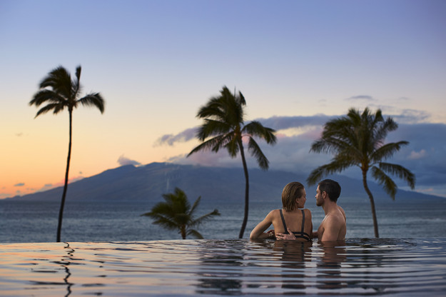 romantic_honeymoon_resorts_maui-cover.jpg