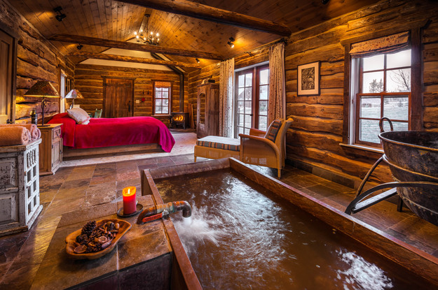 winter_honeymoon_cabins-1.jpg