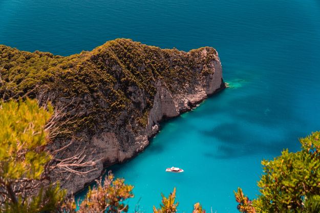 Greek_islands_Zakynthos_honeymoon-5.jpg