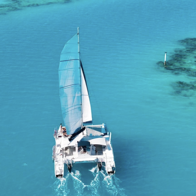 Bermuda_honeymoon_boating_08.png