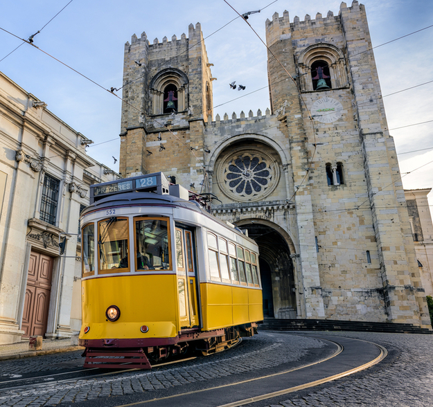 Lisbon_Cathedral-8.jpg