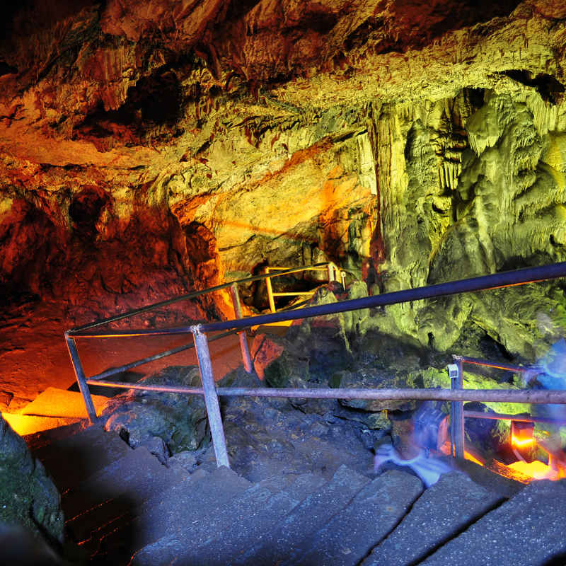 Crete cave tour